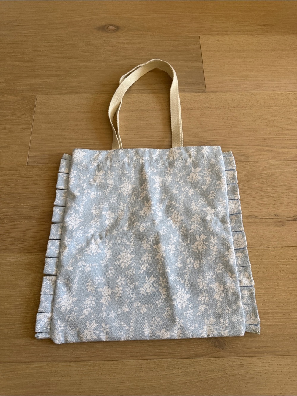 Universal thread tote bag